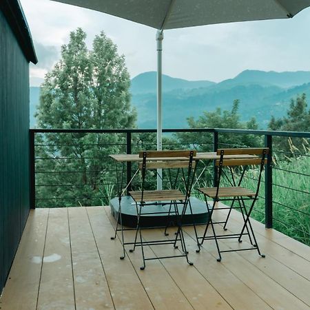 Bobocabin Gunung Mas, Puncak Tagalbato Esterno foto